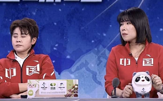 大方认爱卡哥：是的，我们订婚了 锦绣开年！